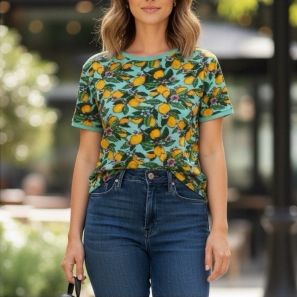 Vera Bradley Mint Green Tee with Yellow Lemon Print